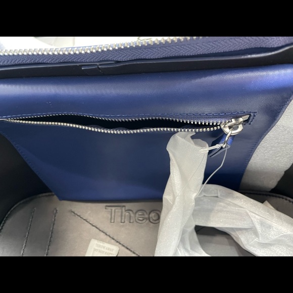 NWT Theory T Bar Bag ~ Summer Blue ~ Linden Leather H01AC004 $695 zip closure - Picture 8 of 9